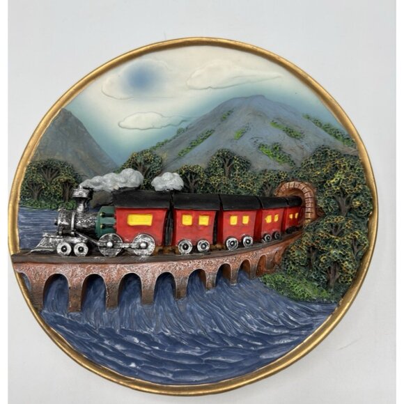 vintage 1999 3D train on Bridge  snowglobe Cadona  train engine Plate RARE - Picture 7 of 10